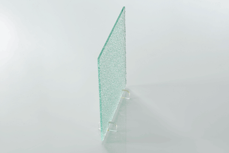 شیشه-مشجر-الماسی-سفید
